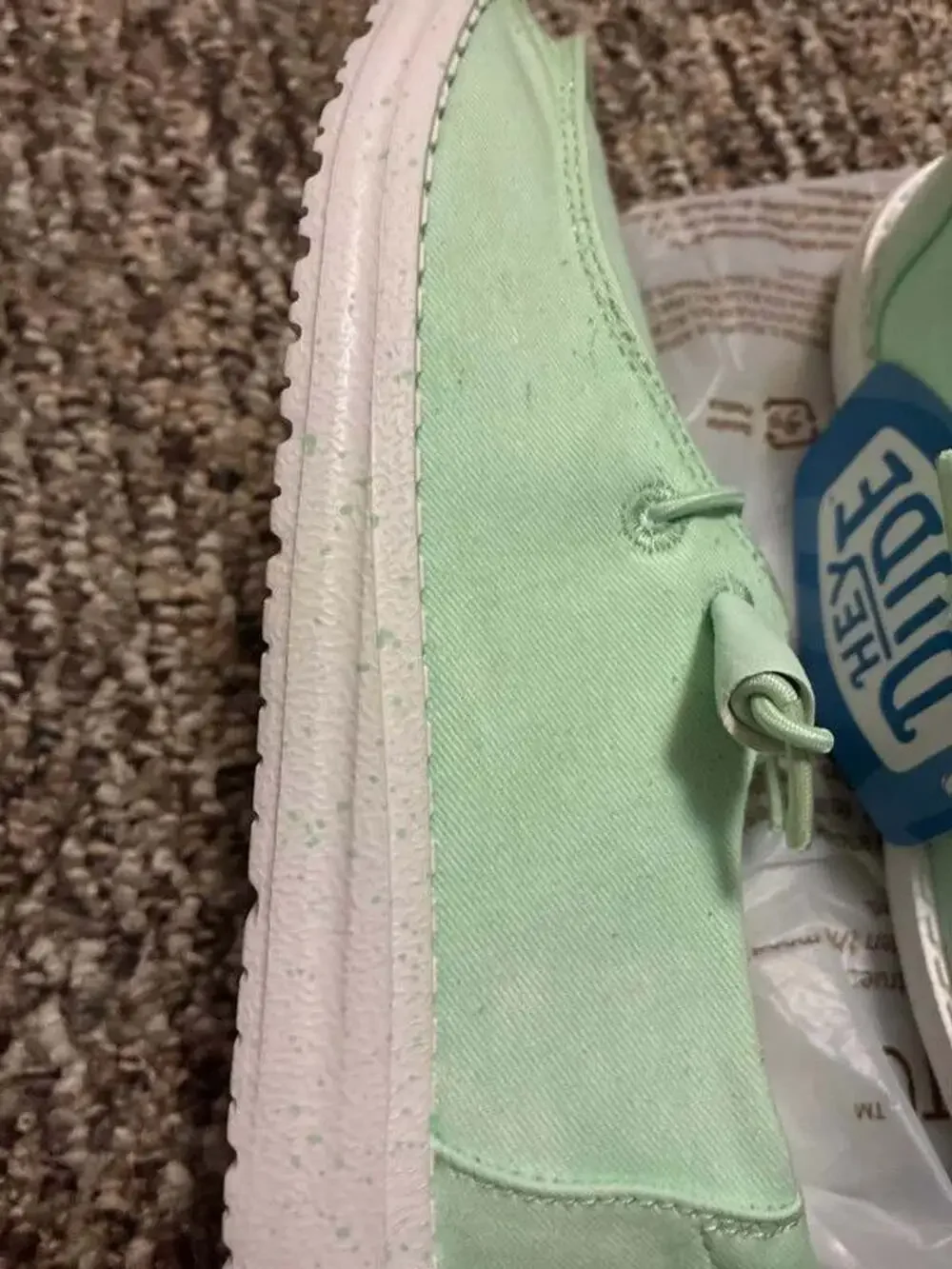 Women’s 5 hey dude bay blue canvas shoes new with tags